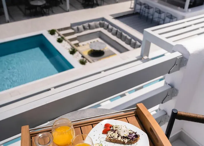 Quartano By Heliessa, Adults Only Naousa