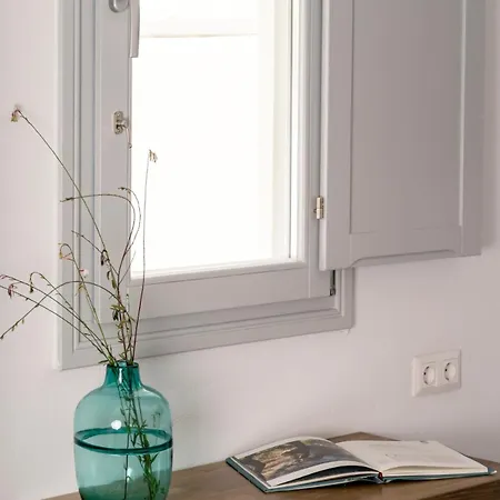 Quartano By Heliessa, Adults Only 3*