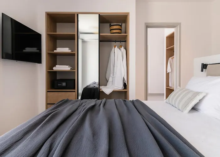 Quartano By Heliessa, Adults Only