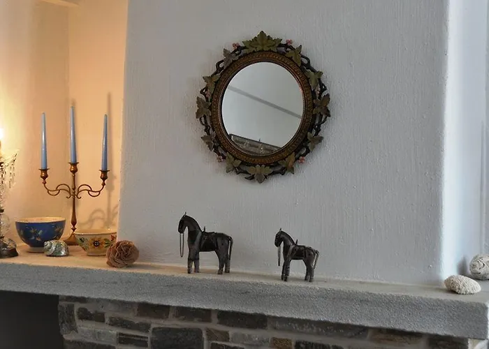 Quartano By Heliessa, Adults Only